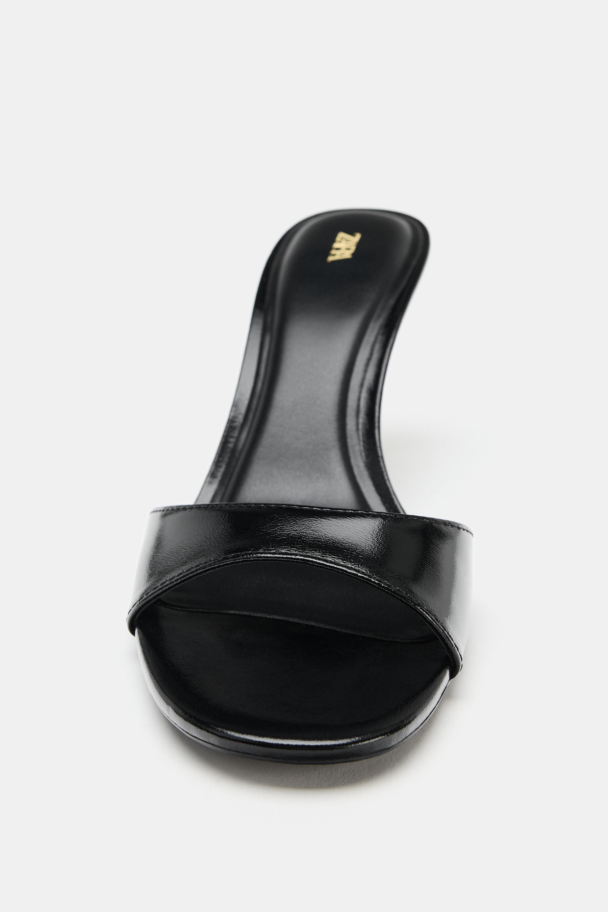 METALLIC HEELED SANDALS